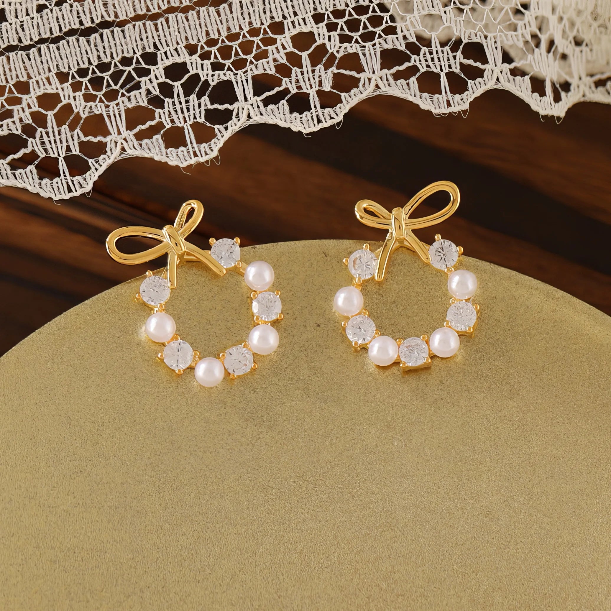 Pearl Earrings in Gold