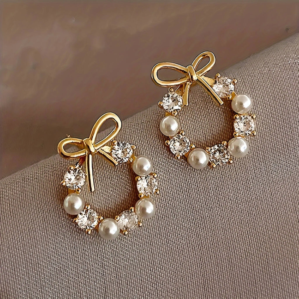 Pearl Earrings in Gold