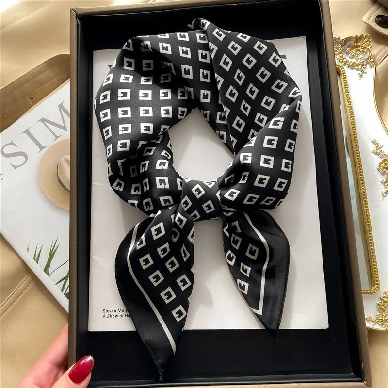 Houndstooth Printed Square Scarf