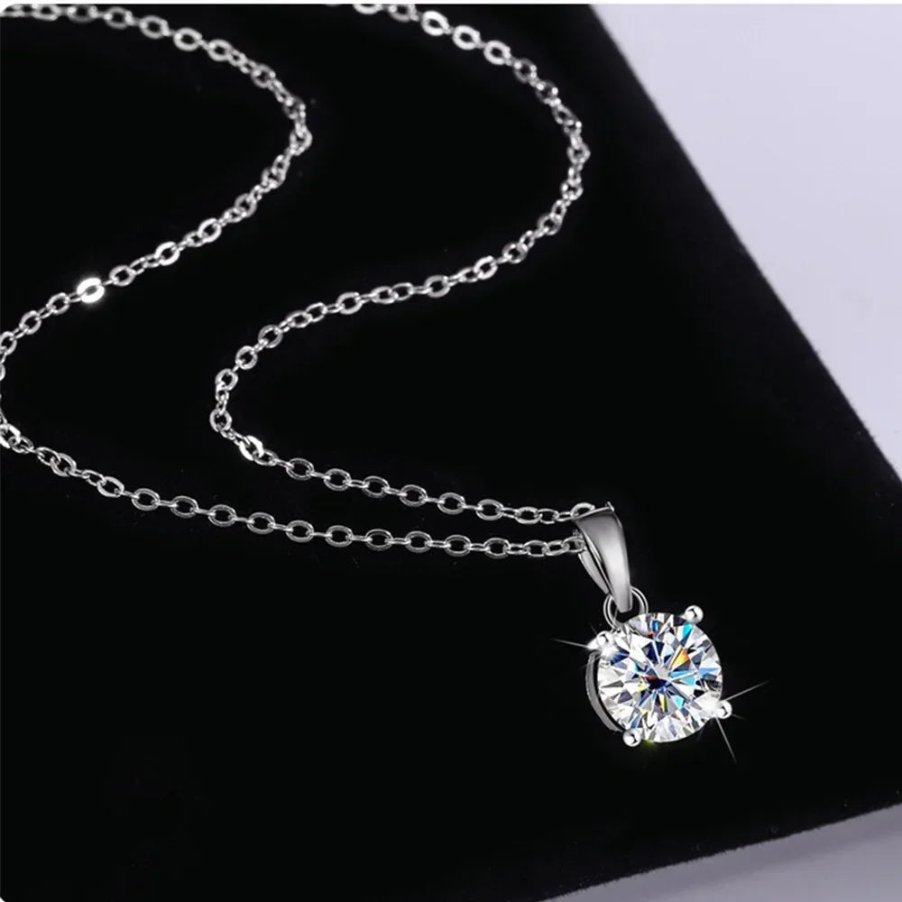 Sterling Silver  Moissanite Pendant Collarbone Chain