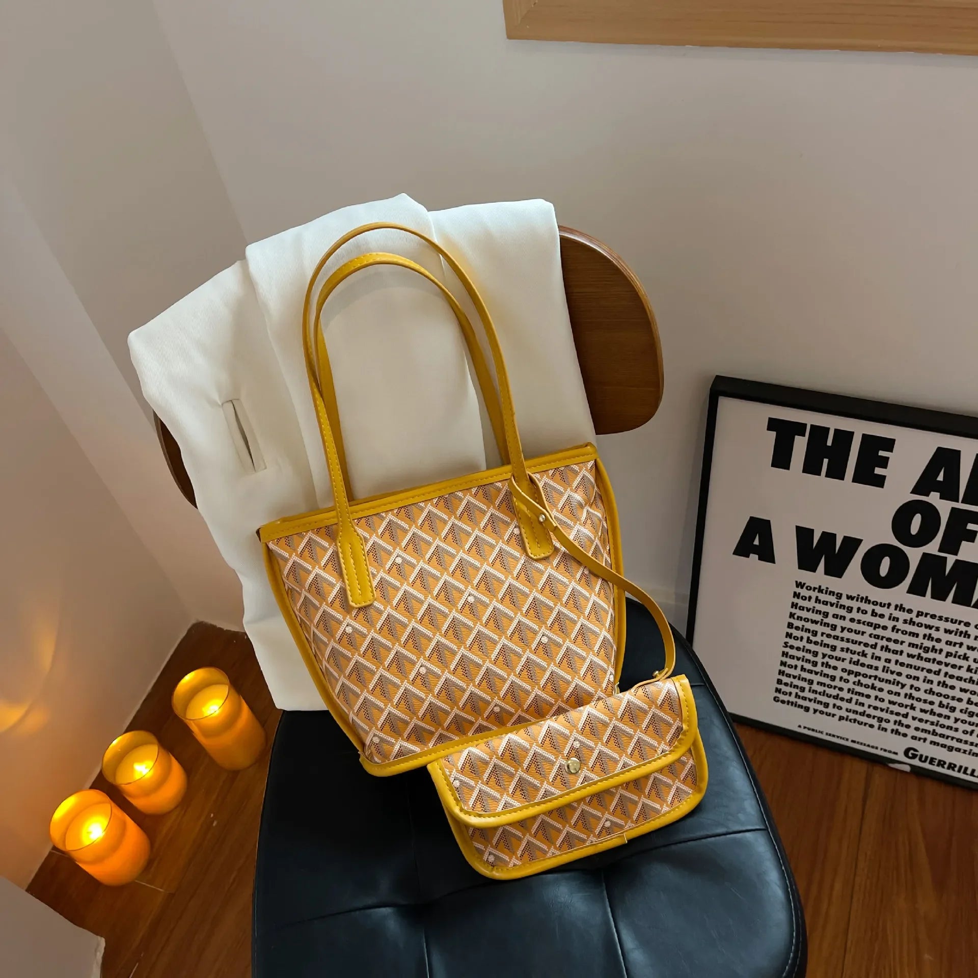 Popular printed large-capacity tote bag for women 2026 new style fashionable handbag for commuting