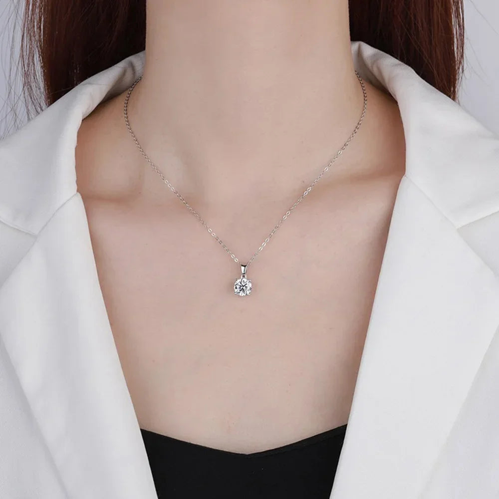 Sterling Silver  Moissanite Pendant Collarbone Chain