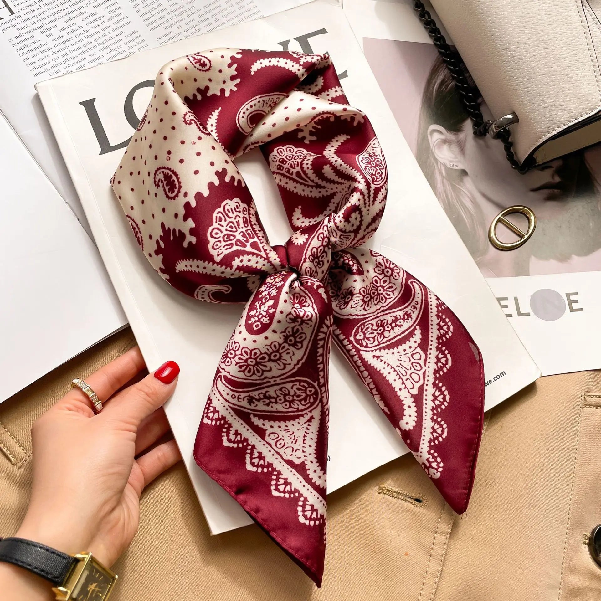 Houndstooth Printed Square Scarf