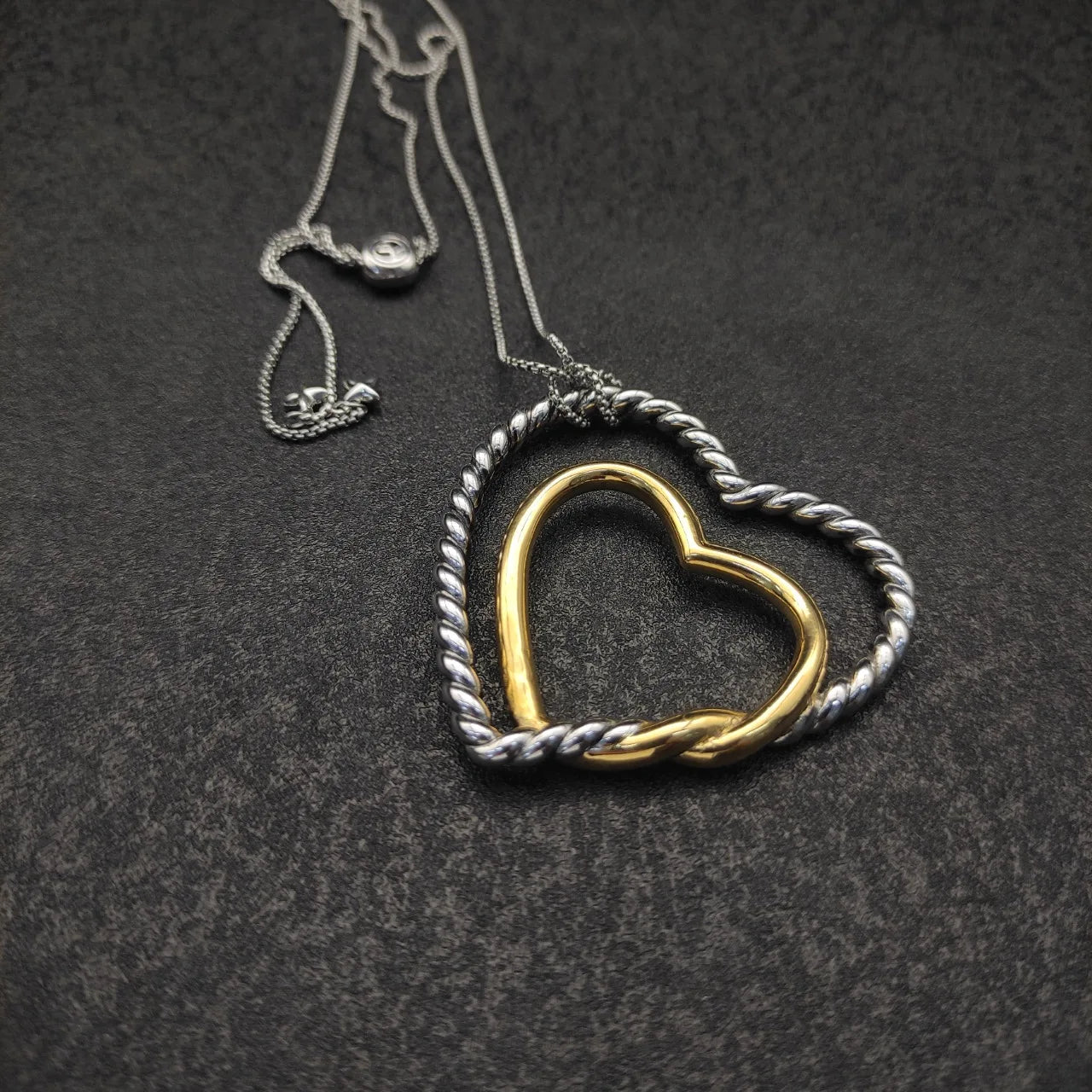 Fashion Retro Round Pendant Necklace