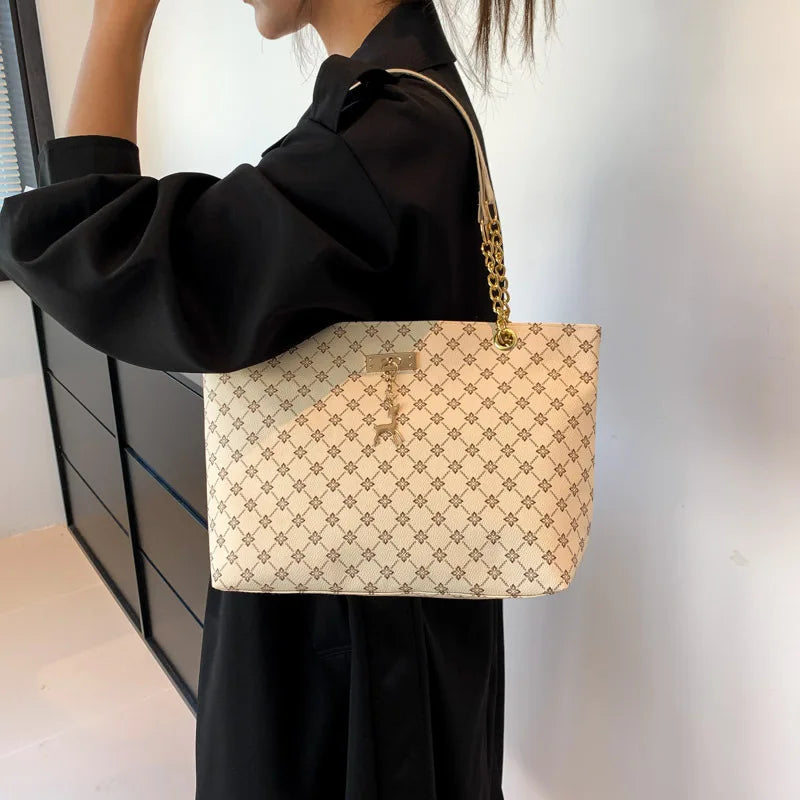 Texture Soft Leather Large Capacity Tote