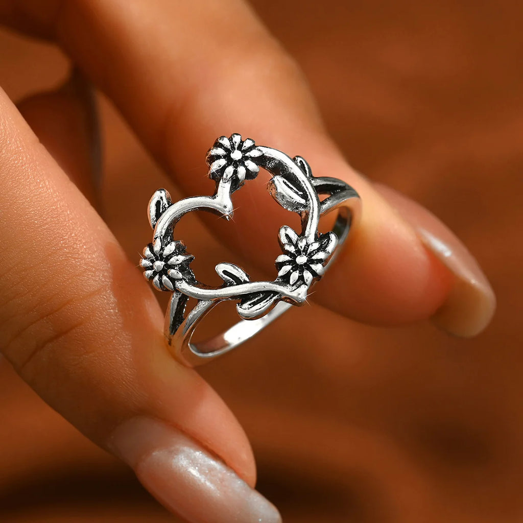 Women's Ring,, Love Design,