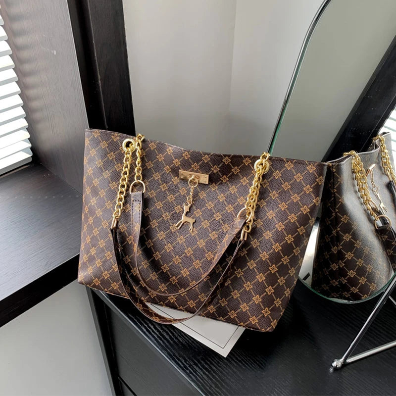 Texture Soft Leather Large Capacity Tote