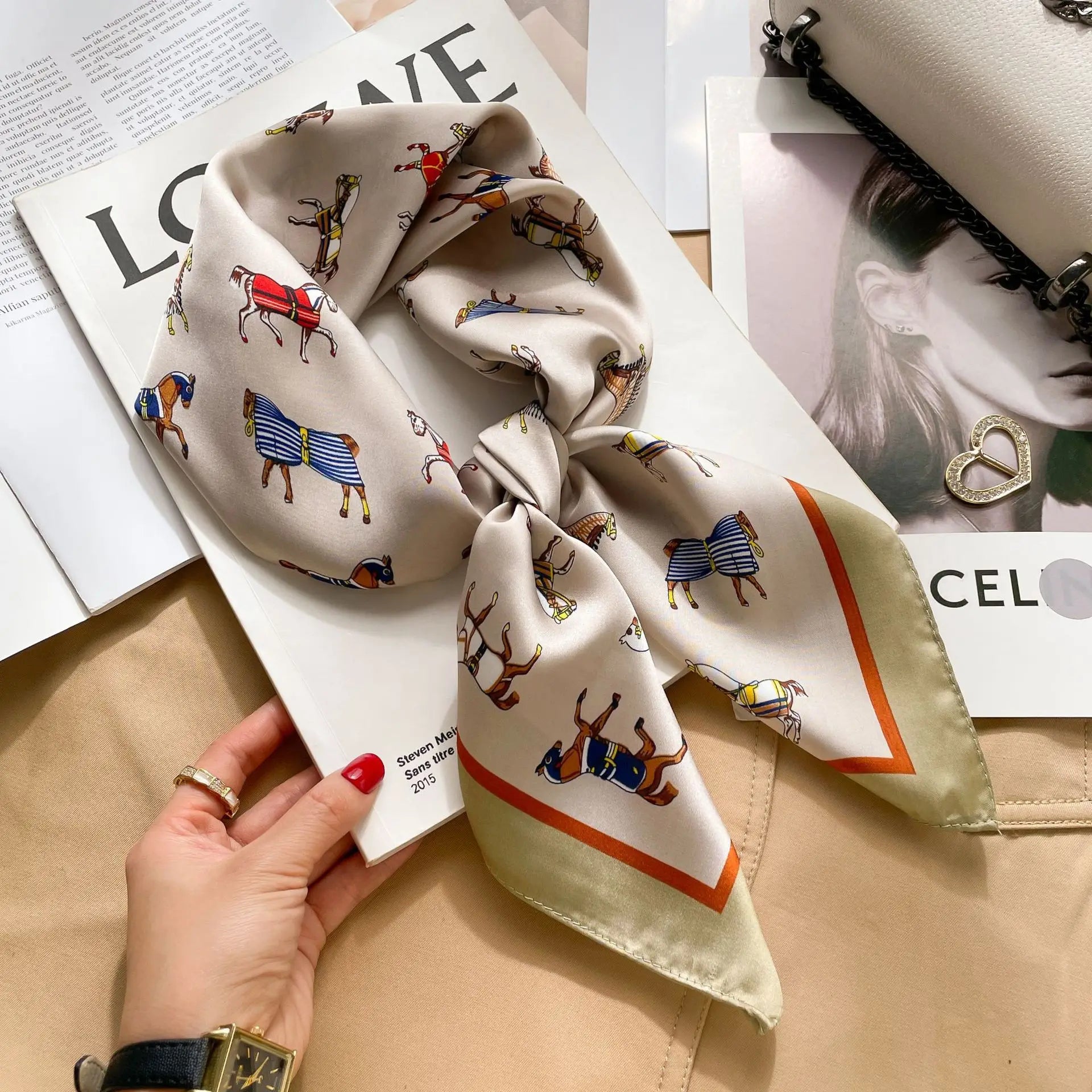 2025 New Women's Soft Satin Hair Scarves Fashion Square Printed Headscarf 70cm Professional Accessories Designer Scarf Headband