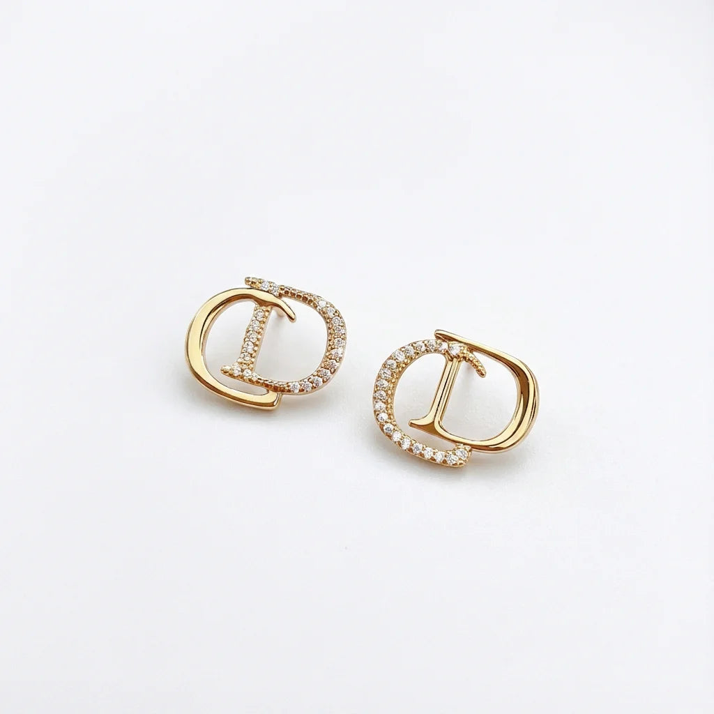 Minimalist Double D Rhinestone Earrings - Gold Plated Letter Stud Jewelry for Women Luxury Versatile Daily Accessories