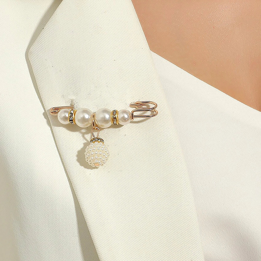 12pcs Fashion Pearl Broaches