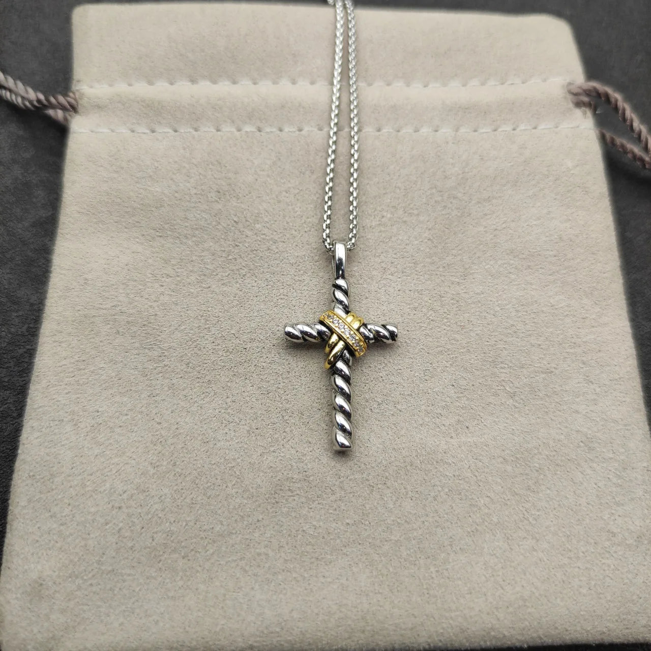 Fashion Retro Round Pendant Necklace