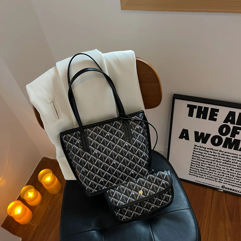 Popular printed large-capacity tote bag for women 2026 new style fashionable handbag for commuting