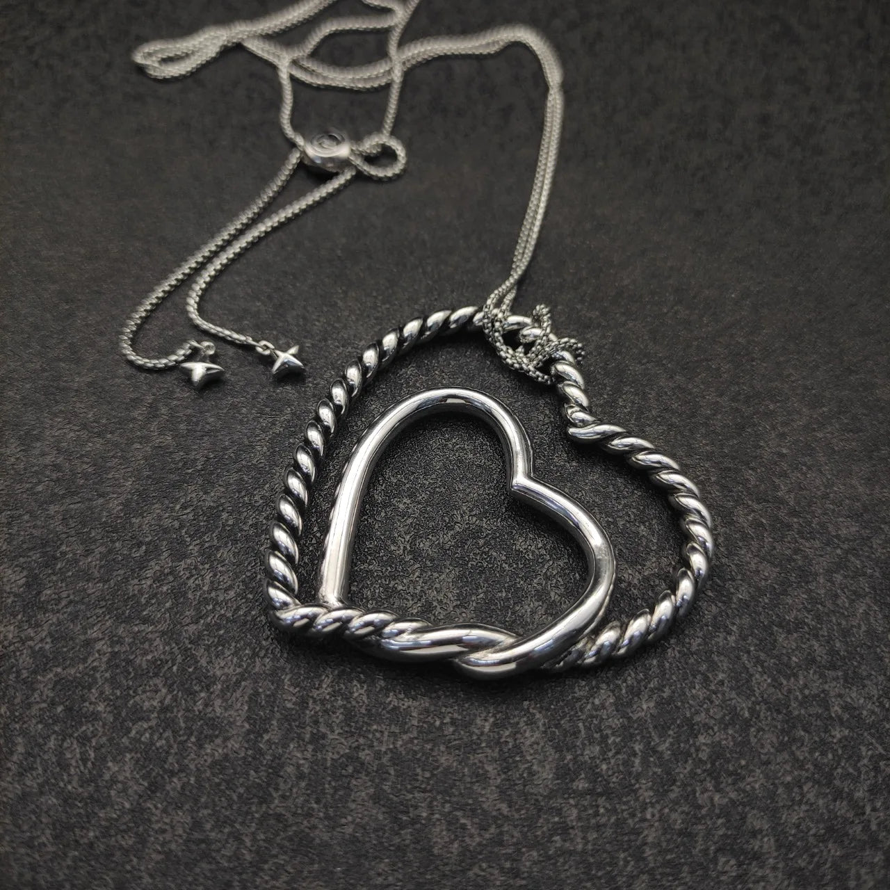 Fashion Retro Round Pendant Necklace