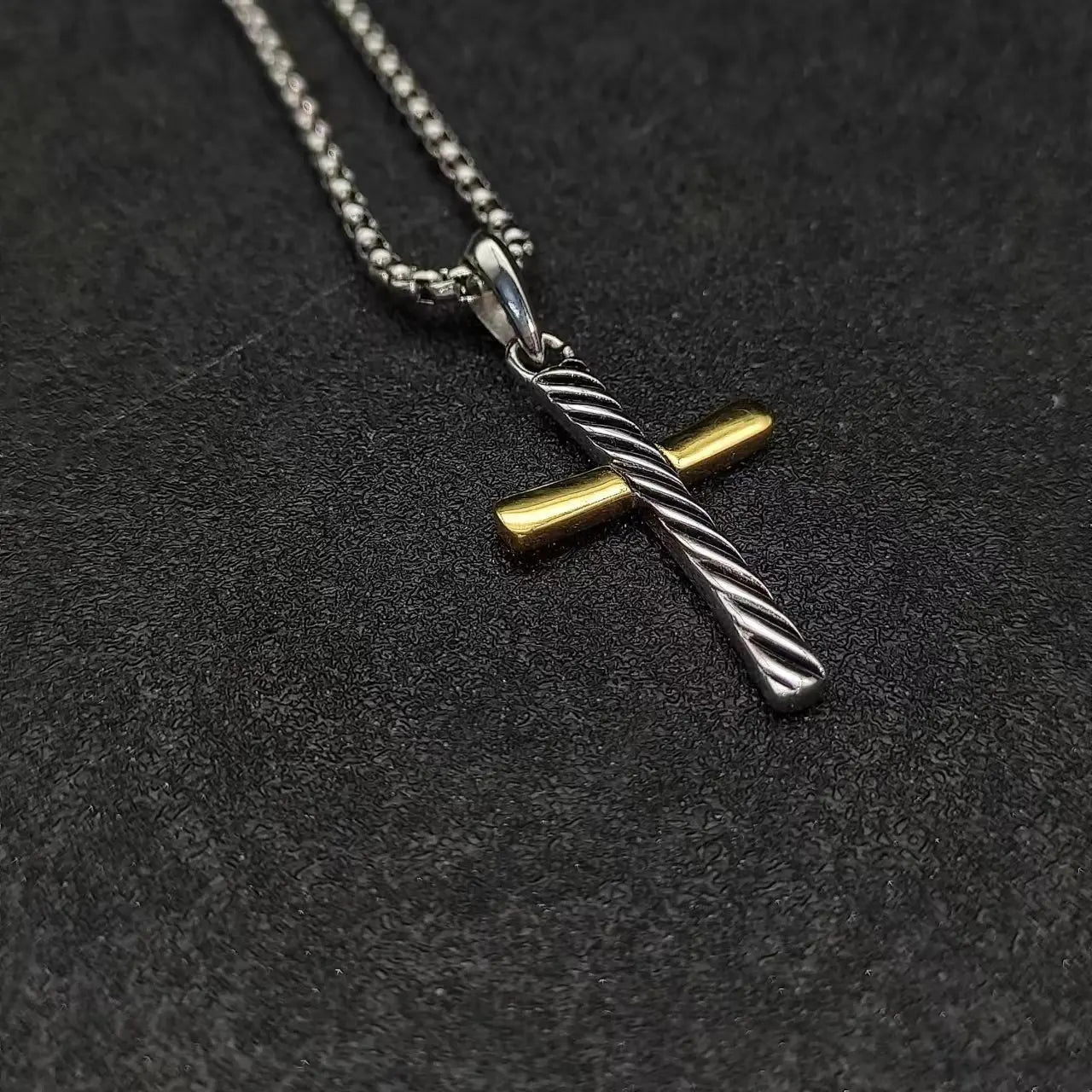 Fashion Retro Round Pendant Necklace